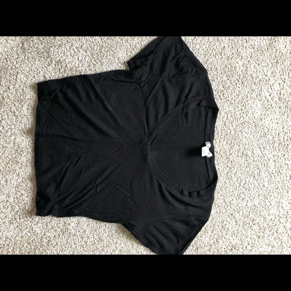 Black crop top - Picture 1 of 1